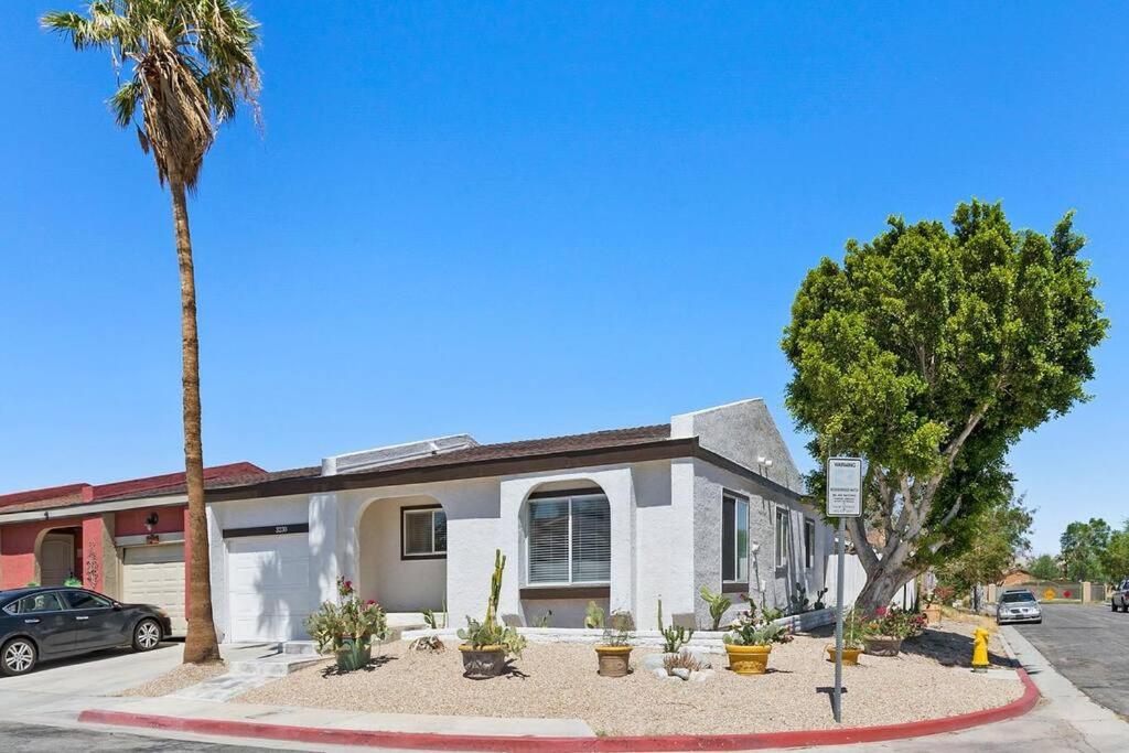 Hotel Amazing Serenity Vacation Home w/Heated Pool & Spa - Image 1