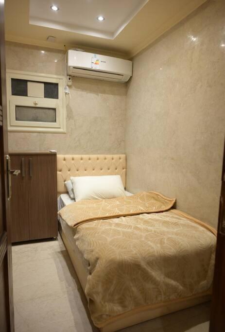 EG-CN-20 Three bedroom nile view