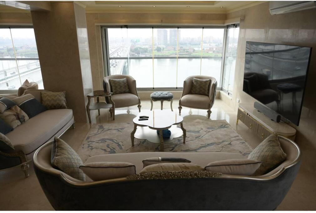 EG-CN-20 Three bedroom nile view