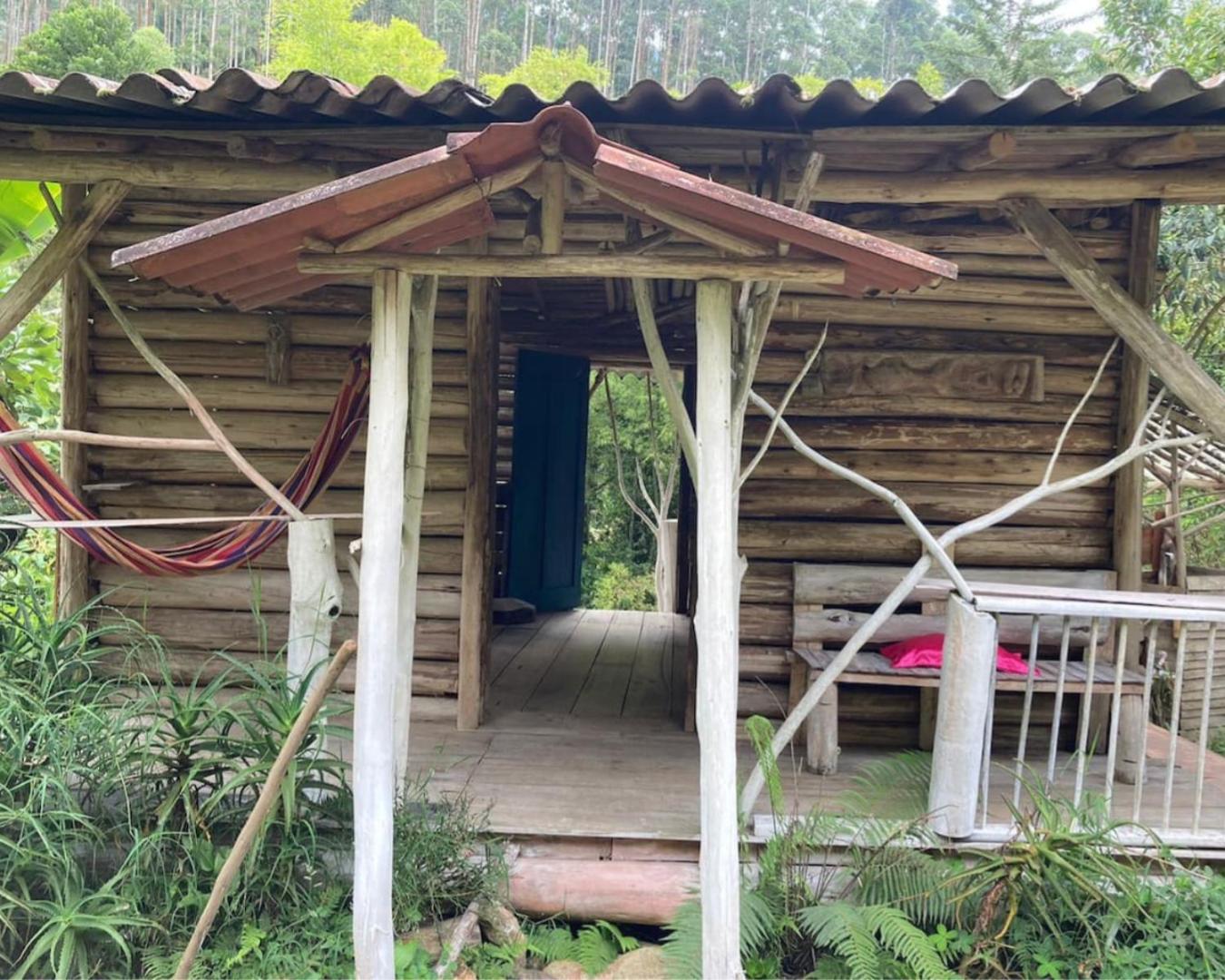 Casa sol y montaña