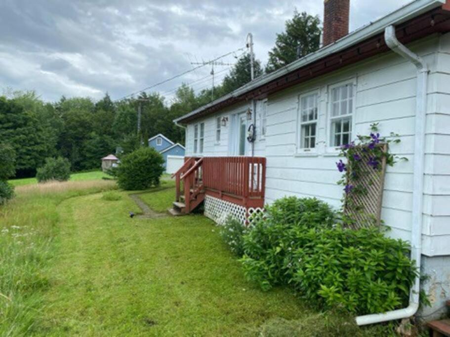 Le Highwater - Cabin