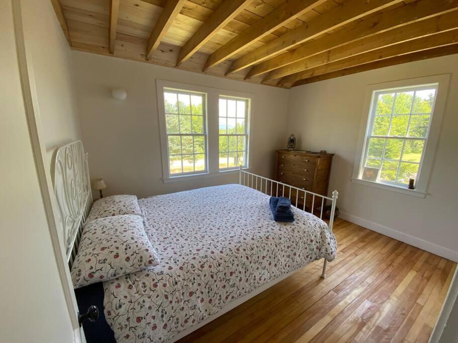 Le Highwater - Cabin