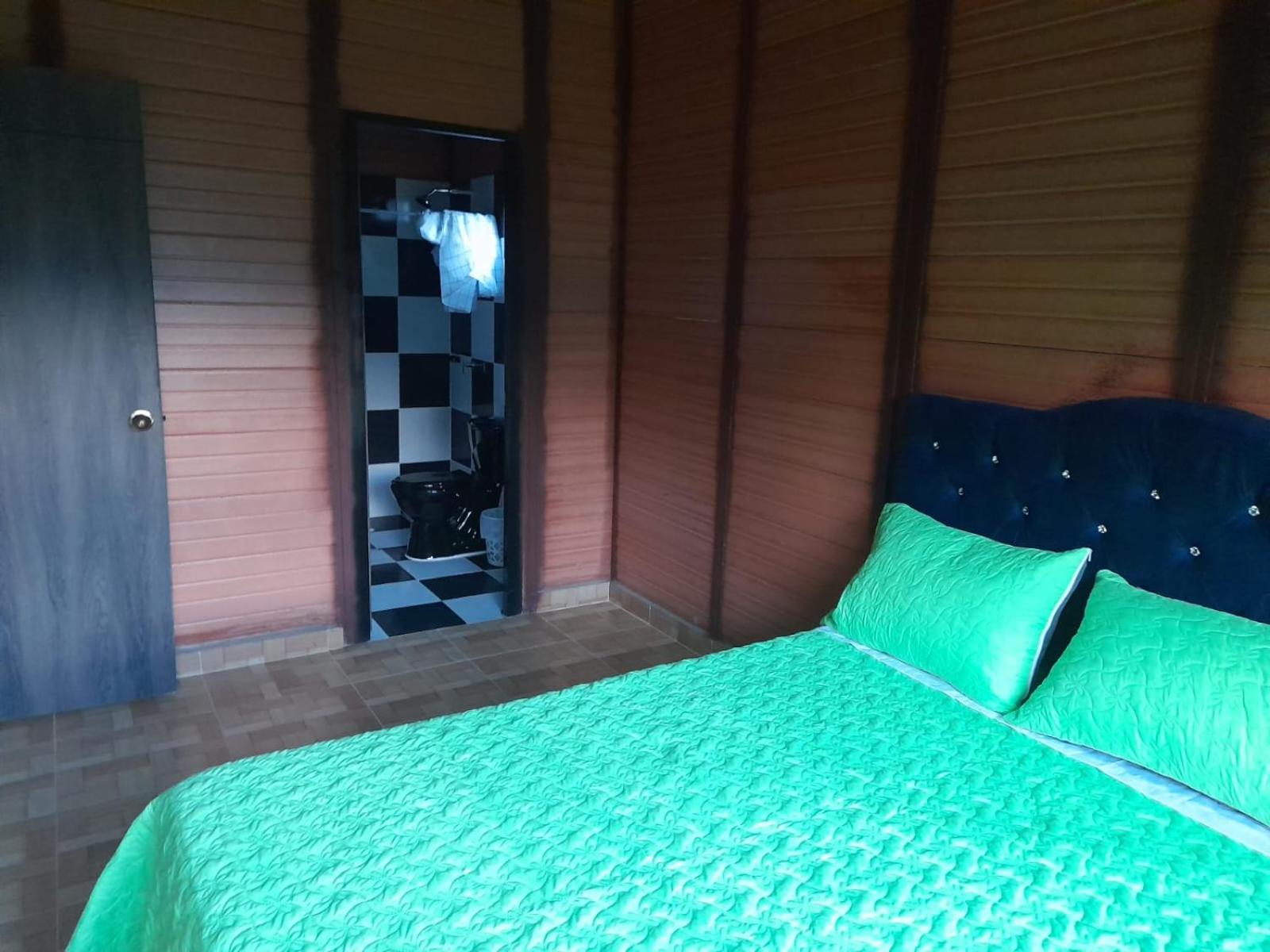 CABAÑA ALTO DE LUNA 2