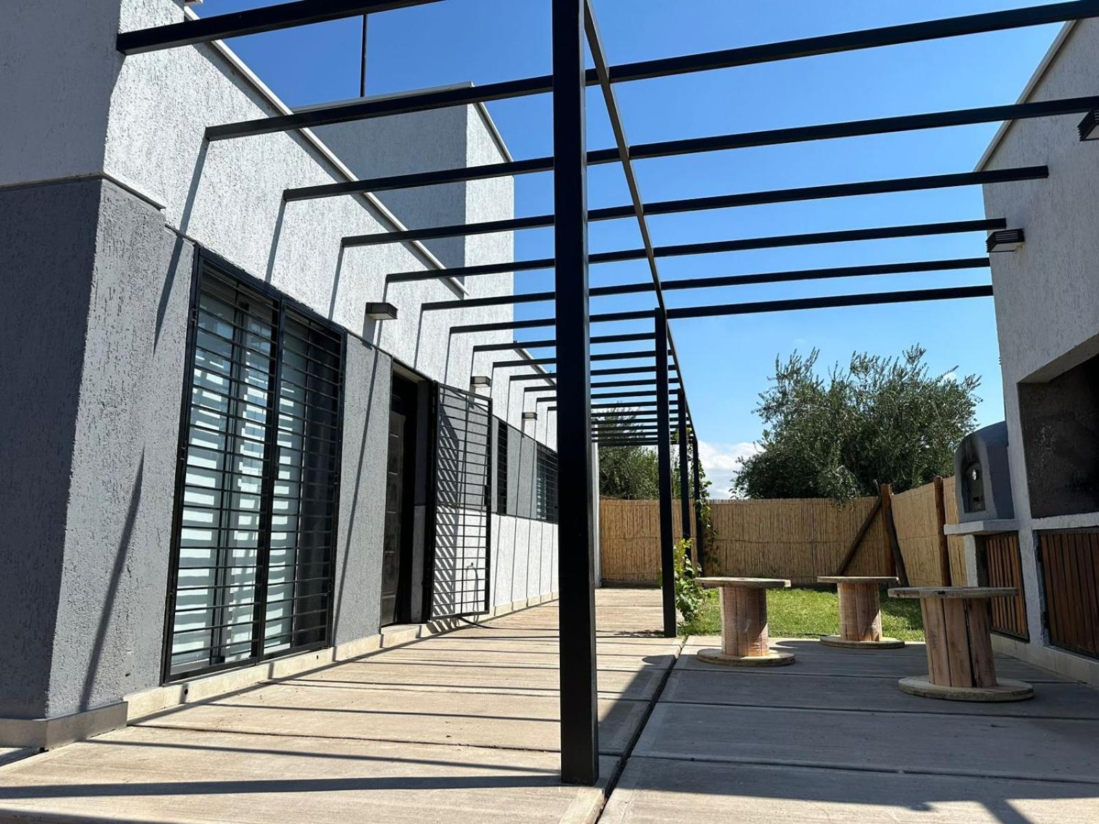 Alquiler Vivienda Completa en Barrio Residencial
