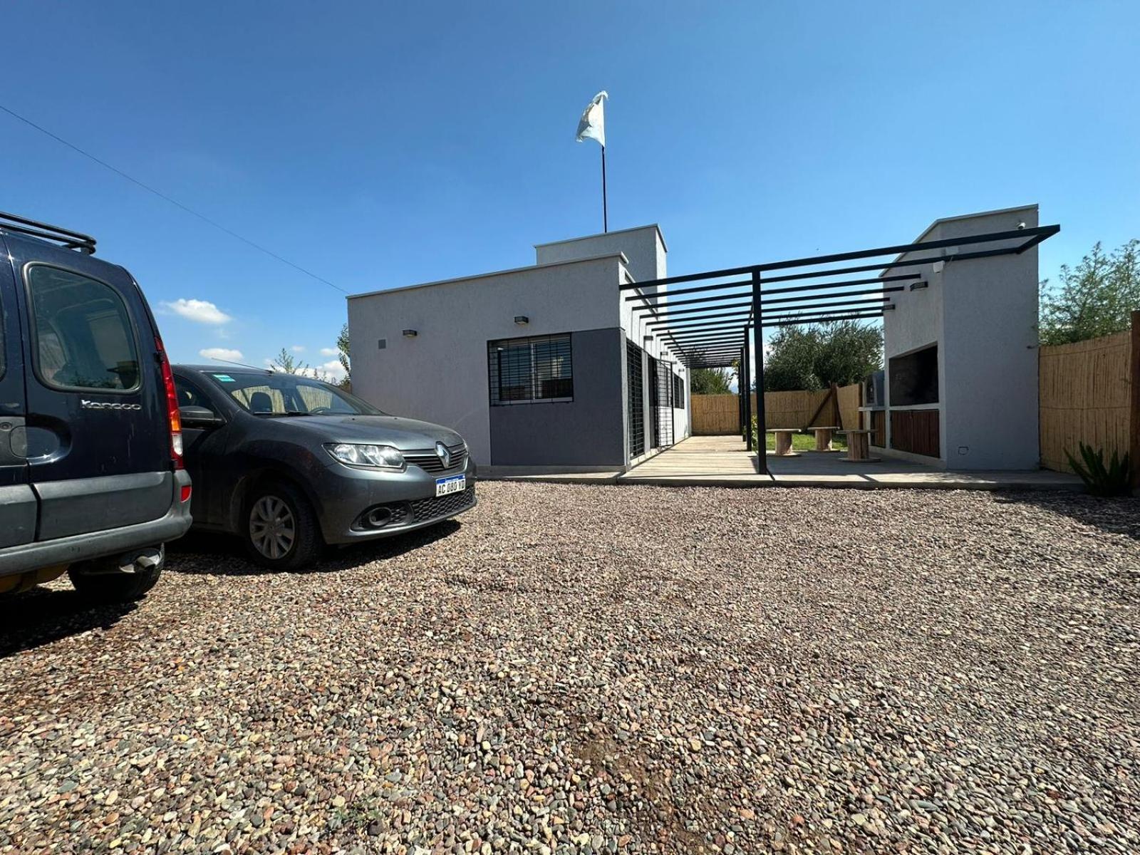 Alquiler Vivienda Completa en Barrio Residencial