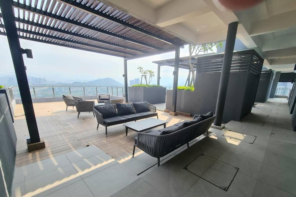 Tiny Studio Suite Near Gleneagles 10 mins to KLCC