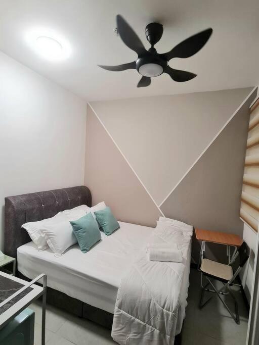 Tiny Studio Suite Near Gleneagles 10 mins to KLCC