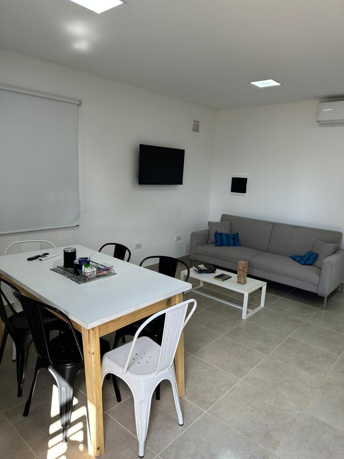 Alquiler Vivienda Completa en Barrio Residencial