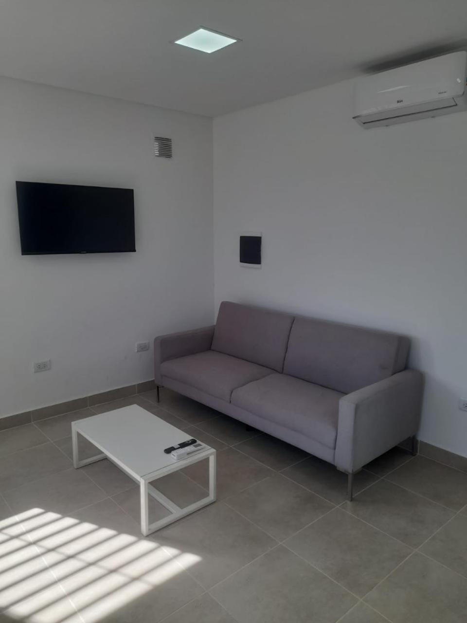 Alquiler Vivienda Completa en Barrio Residencial