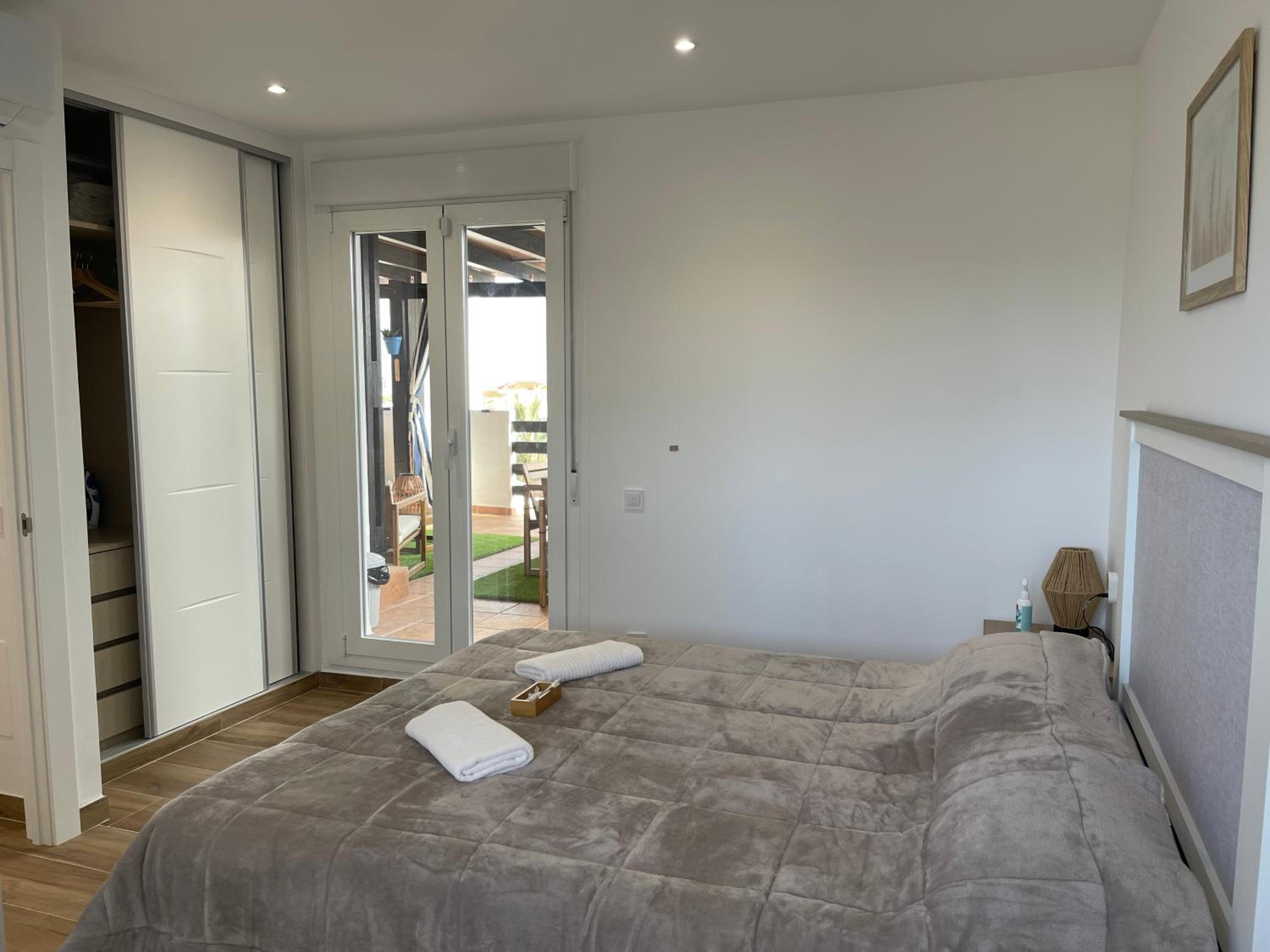 This spectacular 3-bedroom apart