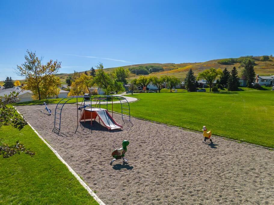 Dome House YYC, Iconic, Luxury, Backyard Oasis