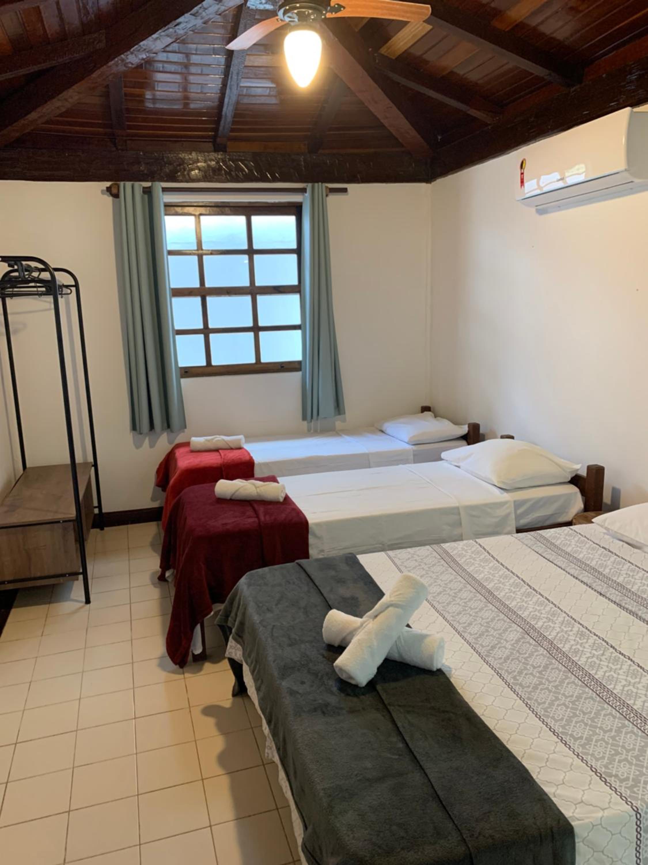 Geribá - piscina de vidro com hidromassagem - 12 pessoas