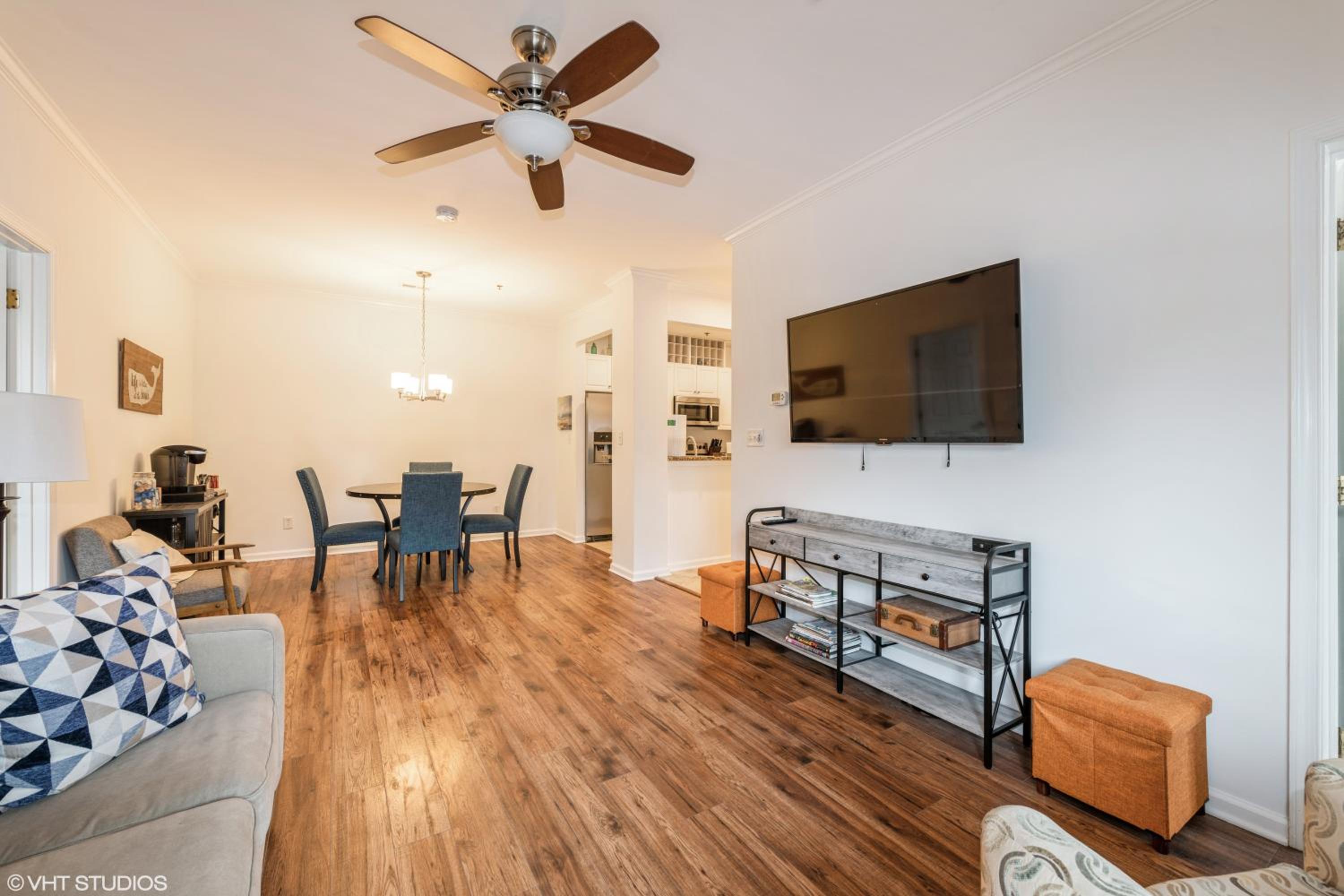 Comfy, Convenient Close to Rehoboth and Lewes! view 5