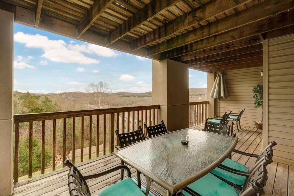 Ozark Mtn View Condo Resort-In/outdoor Family Fun view 3