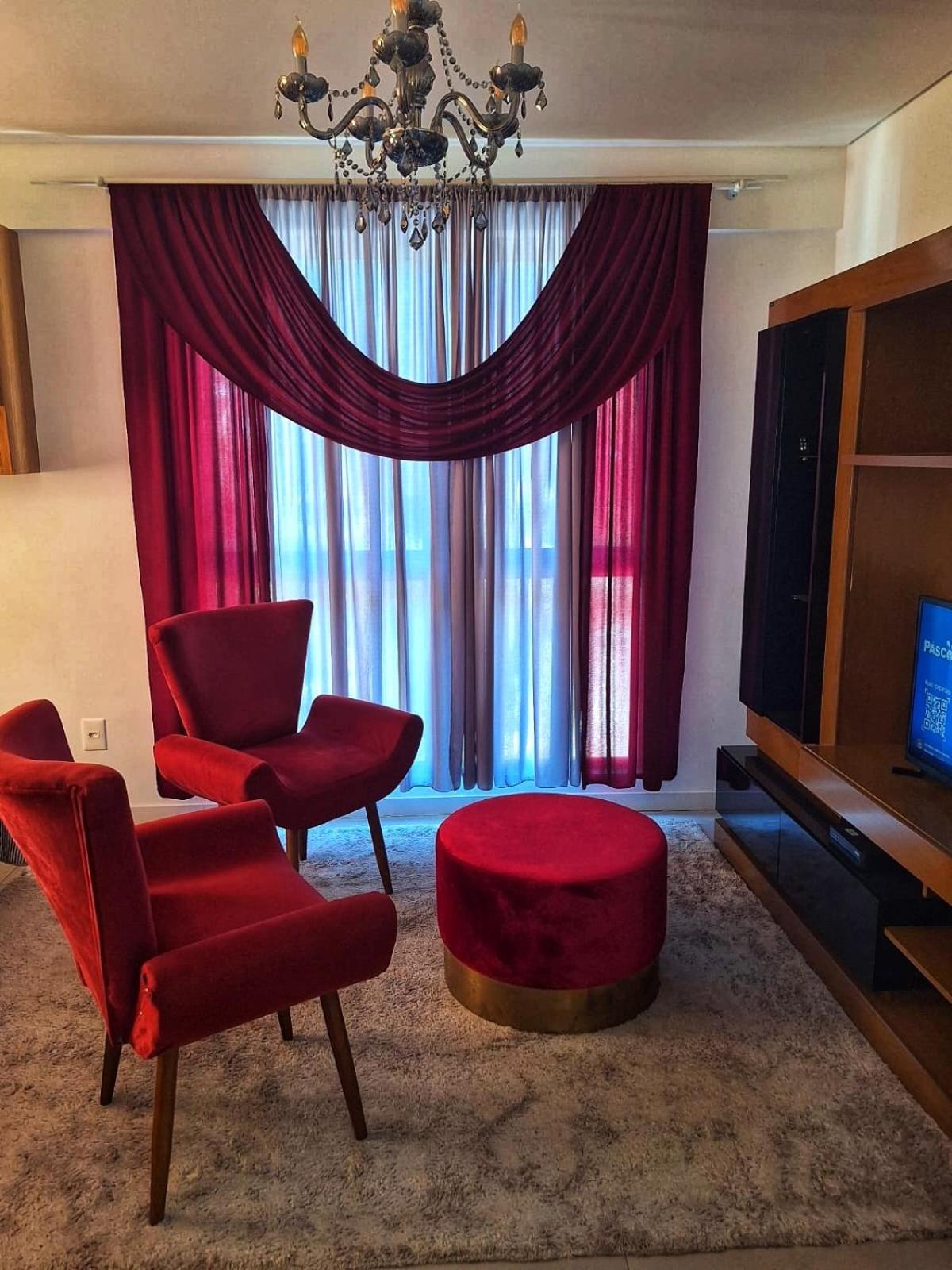 Apartamento Moderno ao Lado da Oktoberfest - Piscina & Academia - Wi-Fi & Estacionamento Gratuito