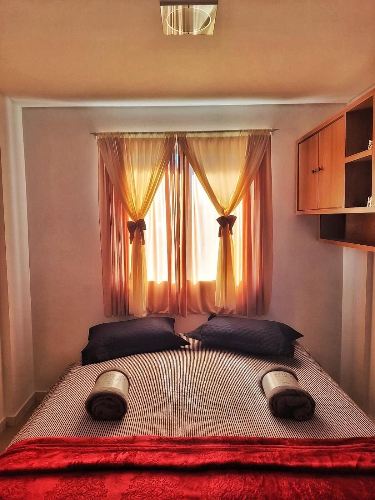 Apartamento Moderno ao Lado da Oktoberfest - Piscina & Academia - Wi-Fi & Estacionamento Gratuito