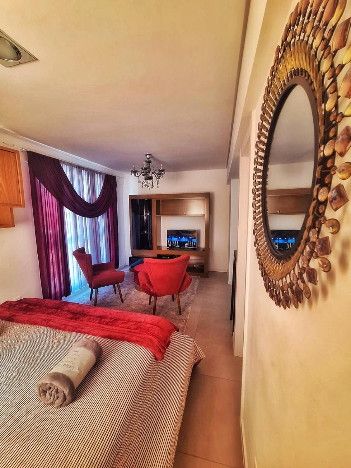 Apartamento Moderno ao Lado da Oktoberfest - Piscina & Academia - Wi-Fi & Estacionamento Gratuito