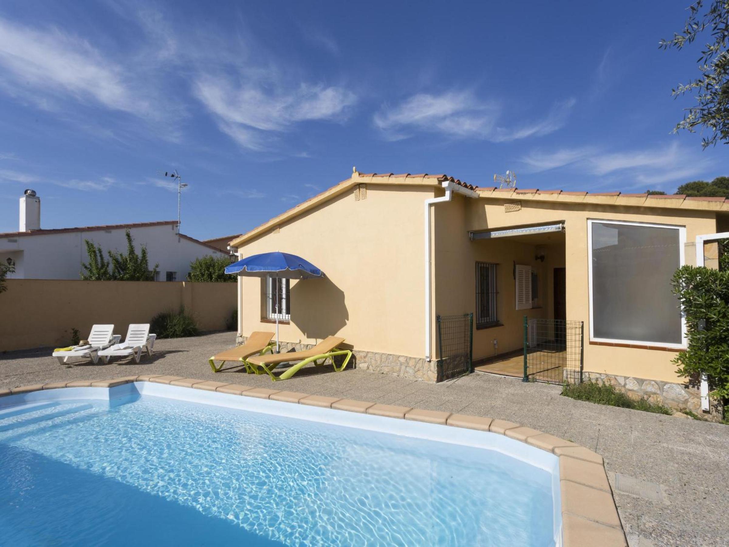 Casa con piscina privada, 300m playa, L'Escala - ES-325-17 view 4