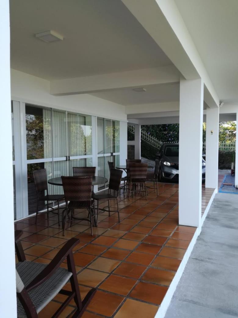 Paradise just 10 steps away from the ocean - Residência Dorabel