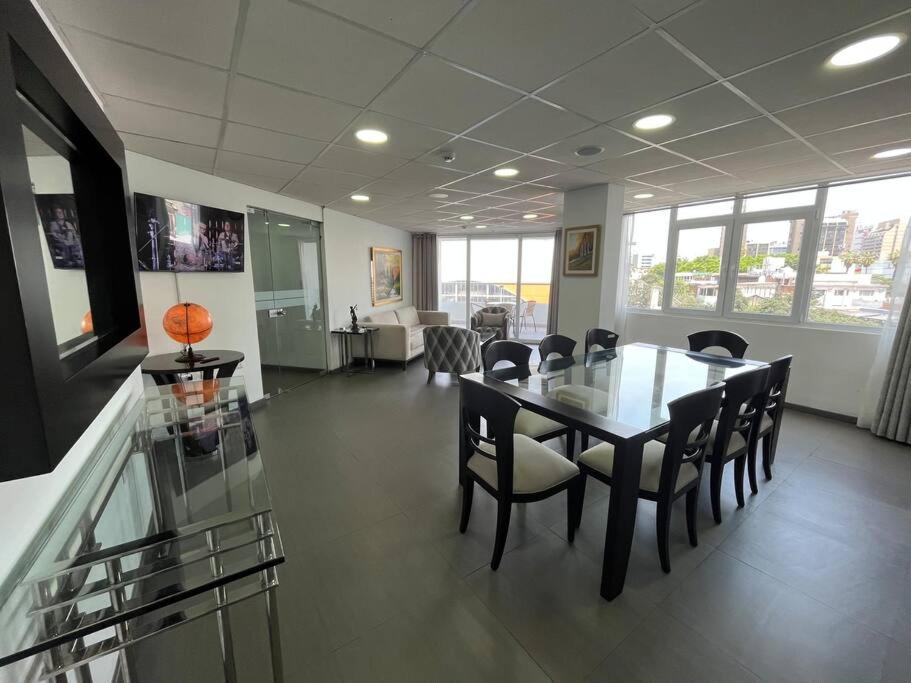 Apartamento Familiar Cerca Parque Kennedy view 3