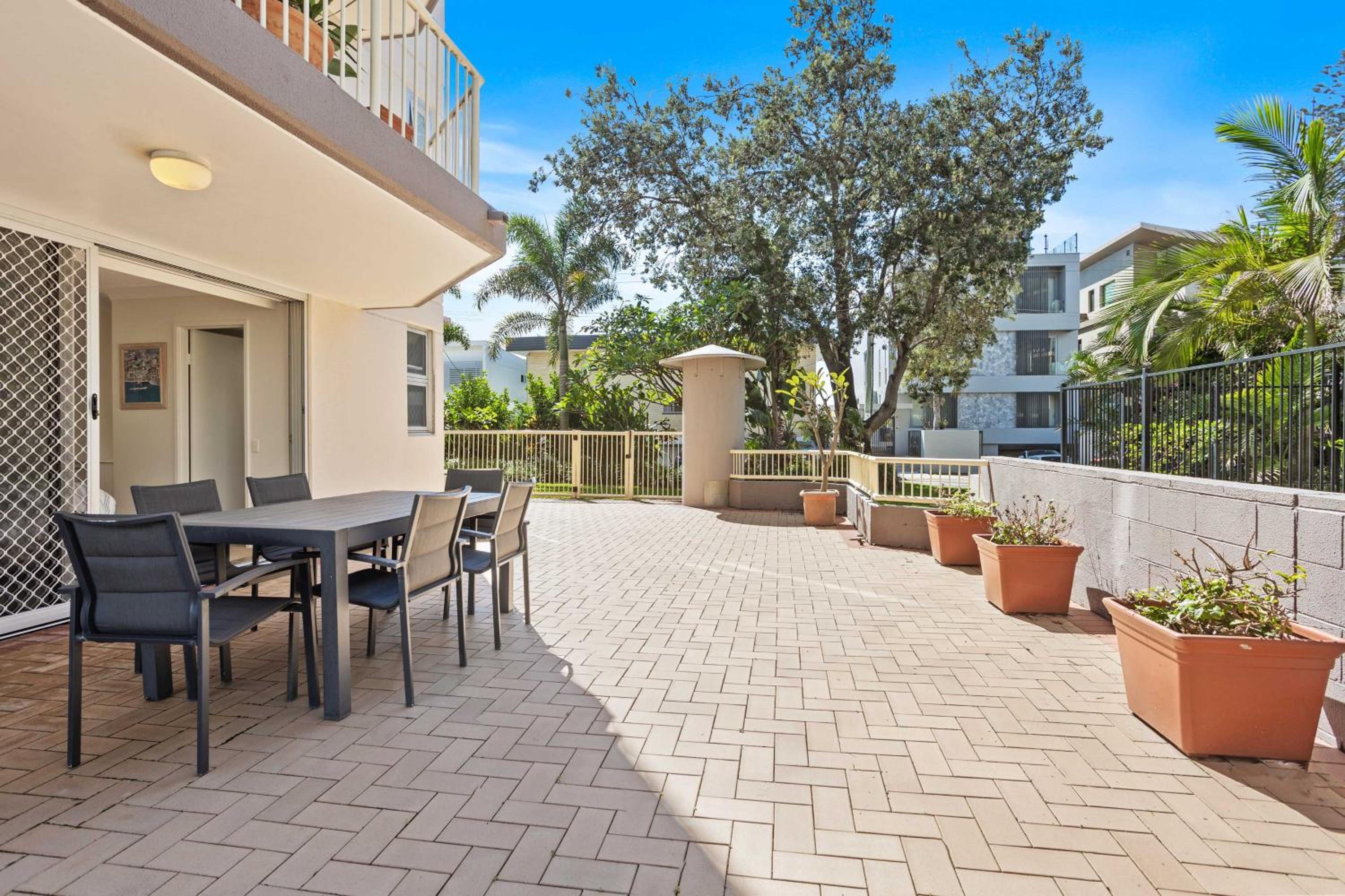 Sandown - Hosted by Burleigh Letting