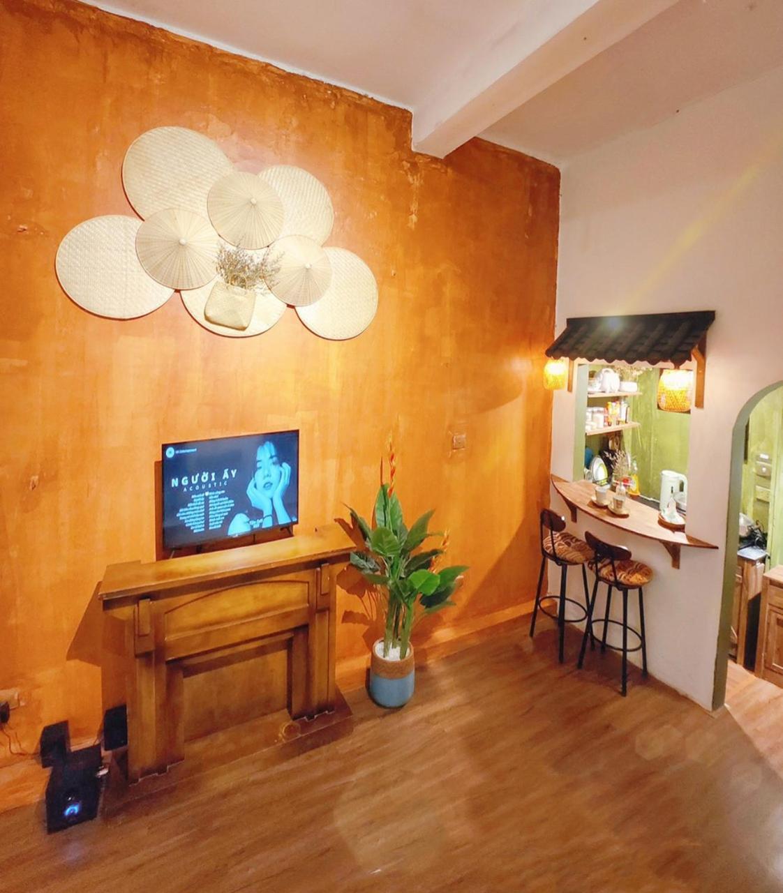 BIG PROMO - Oh HoanKiem - cental Location - Balcony TT