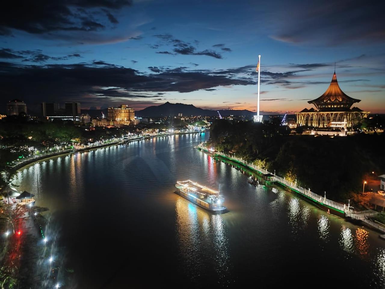 Photo 32
