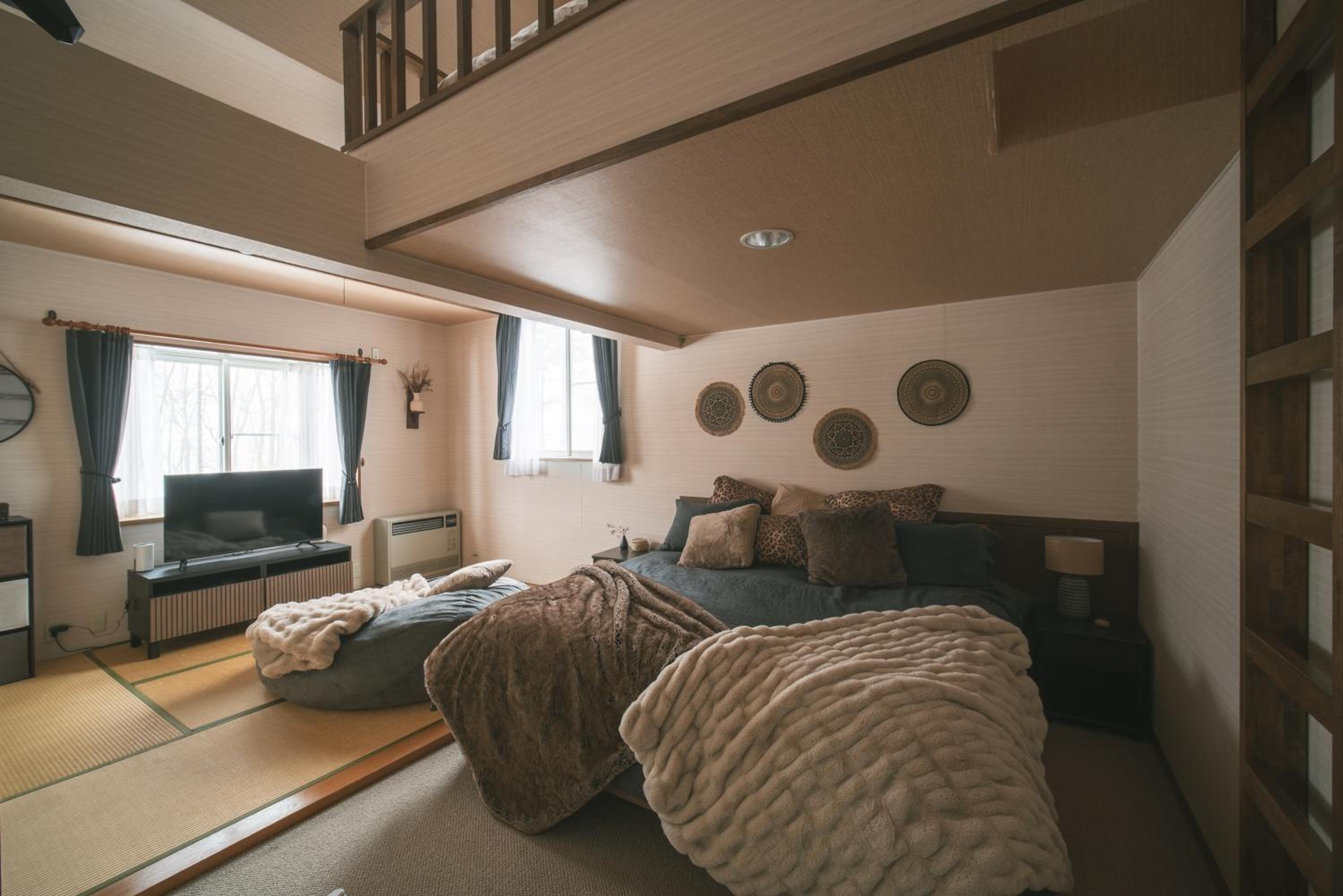 Shofusha Lodge Madarao Tangram