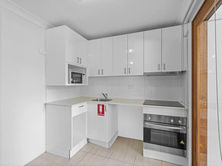 Classic Metro 3 Level Terrace