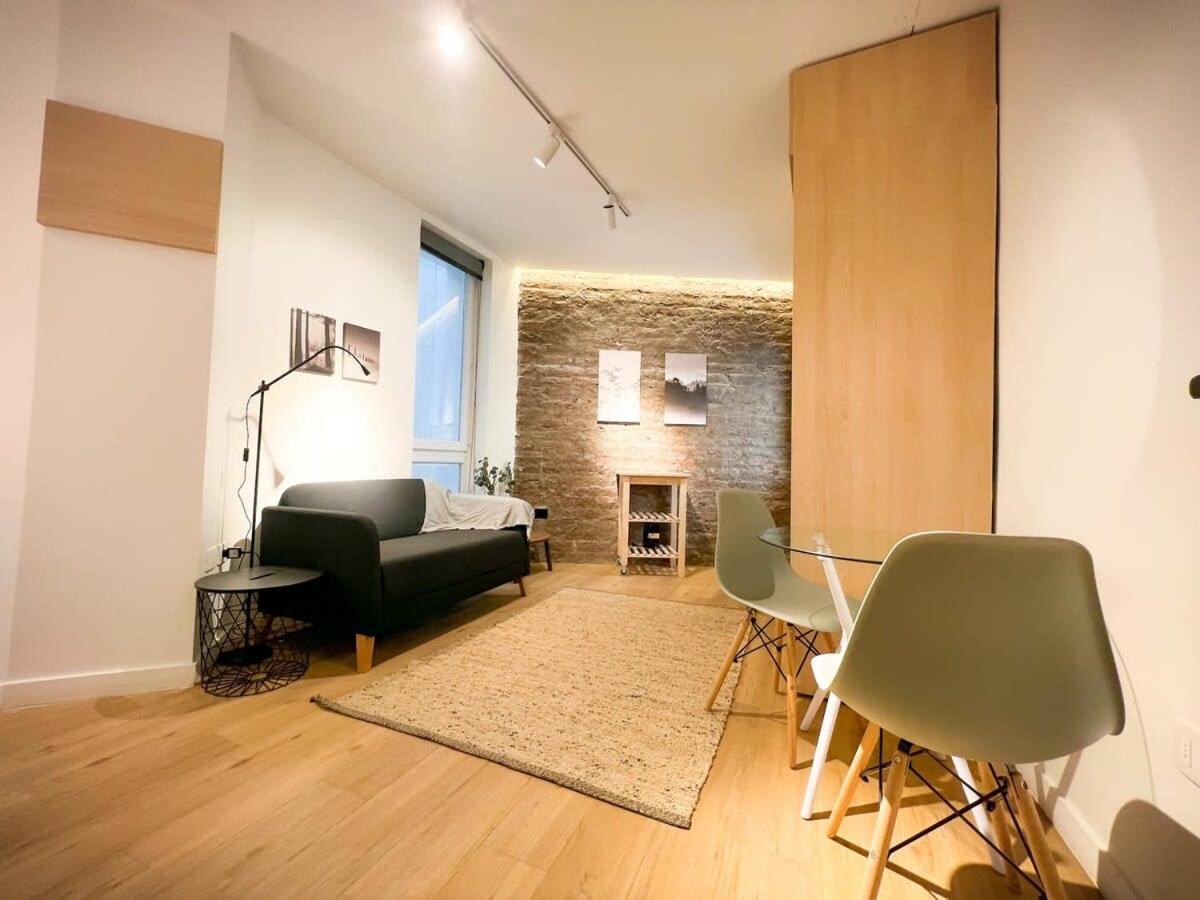 HOM l Wifi AirAcond Cultura Explorar Lastarria