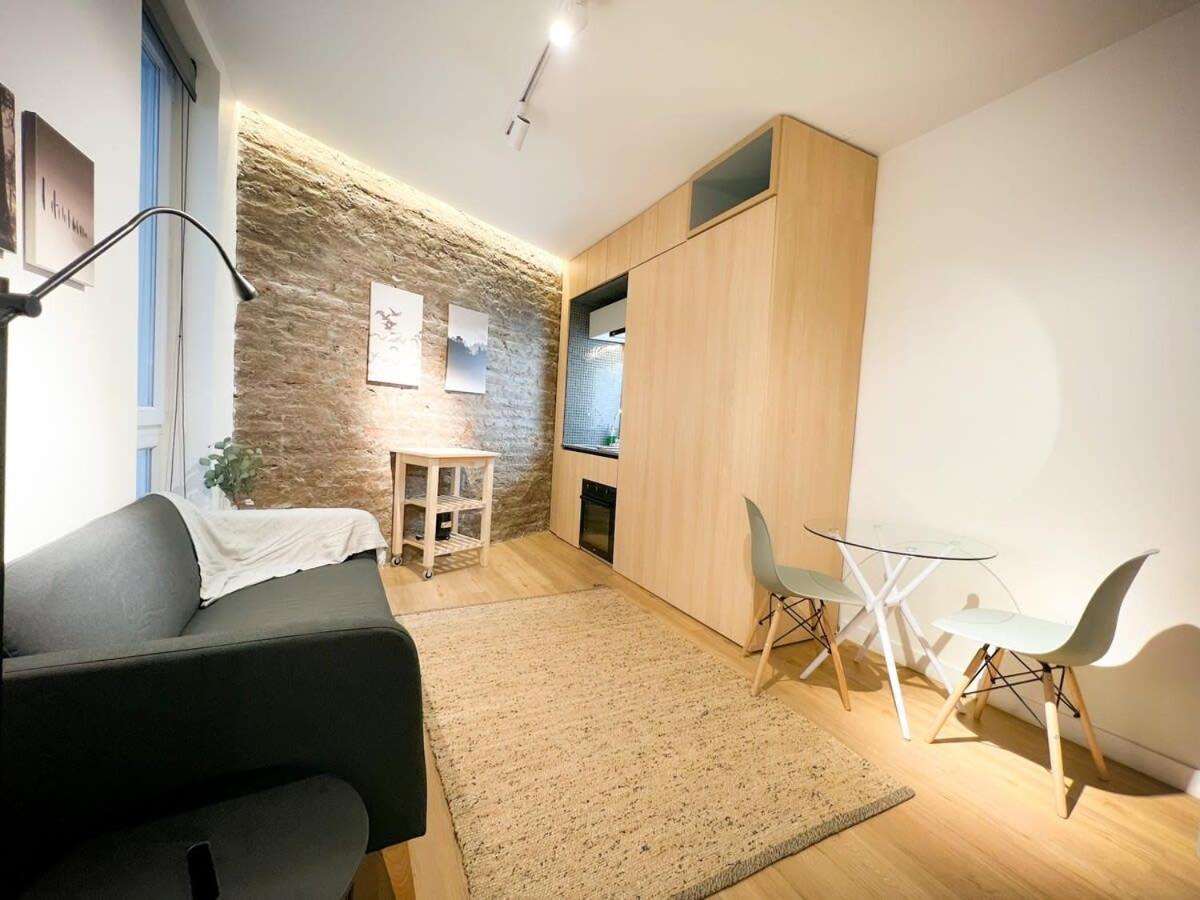 HOM l Wifi AirAcond Cultura Explorar Lastarria