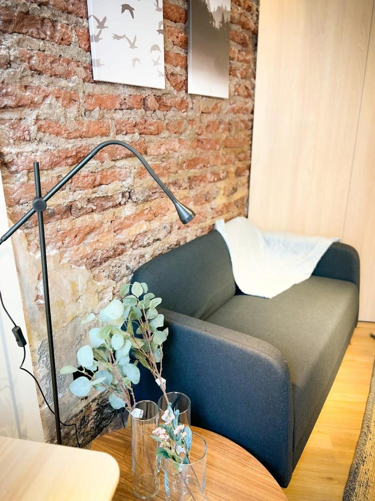 HOM I Vida Urbana AireA Wifi Gastronomia Lastarria