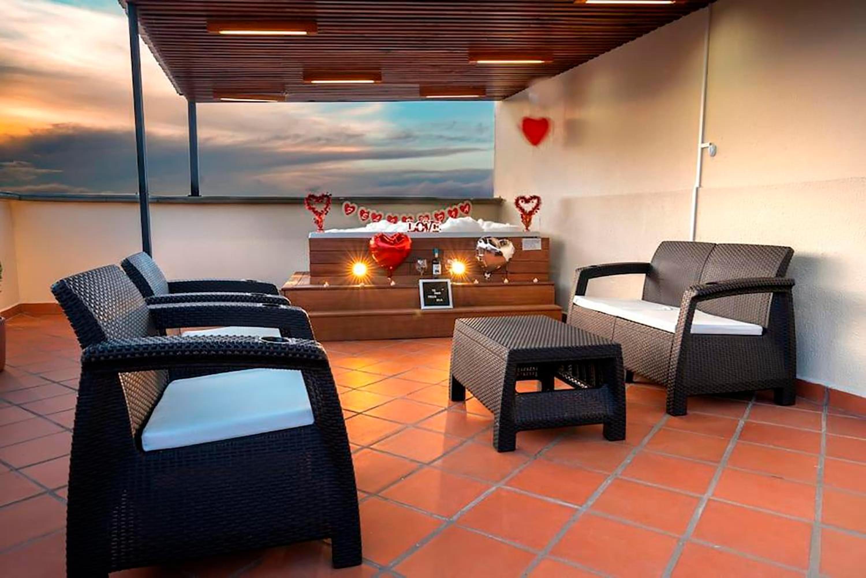 Apartamento 402 - Terraza con Jacuzzi - 3 Habitaciones - Rentas Cortas Gerencial