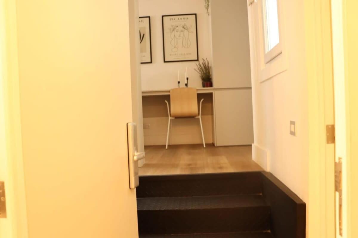 HOM I Depto 2D1B En Calle Republica Santiago Centro