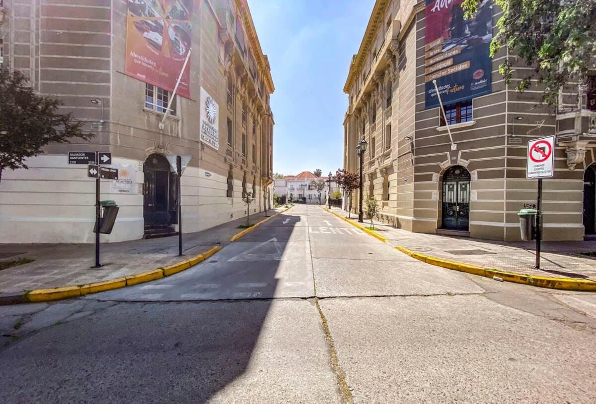 HOM I Depto 2D1B En Calle Republica Santiago Centro