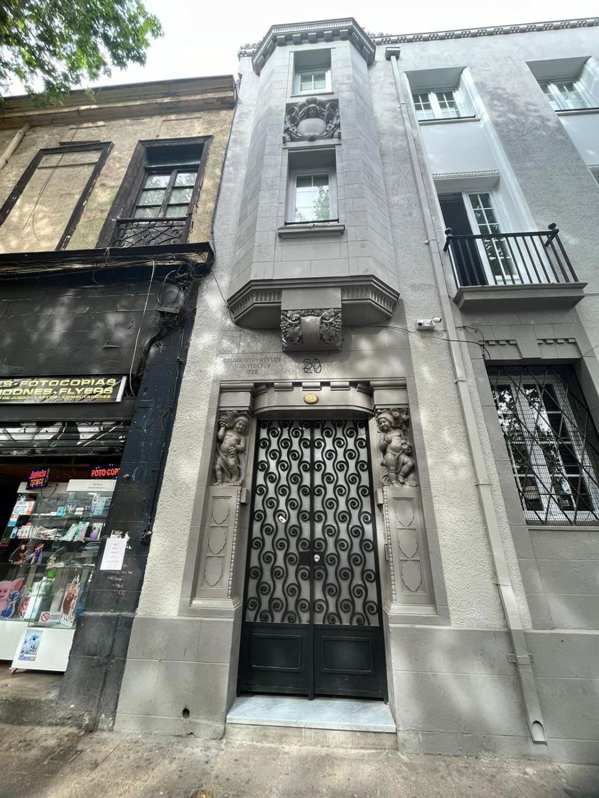 HOM I Depto 2D1B En Calle Republica Santiago Centro