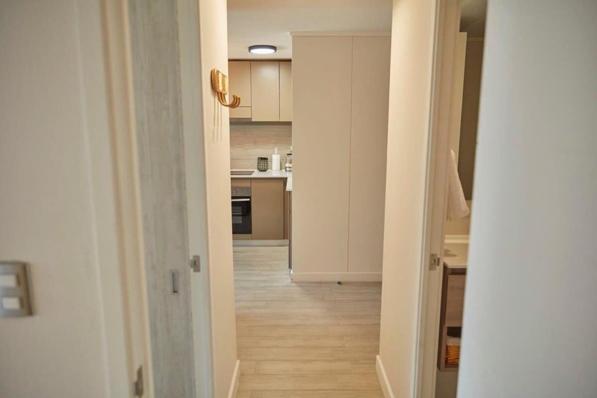 HOM I Amplio y Comodo Depto 2D2B En Santiago Centro