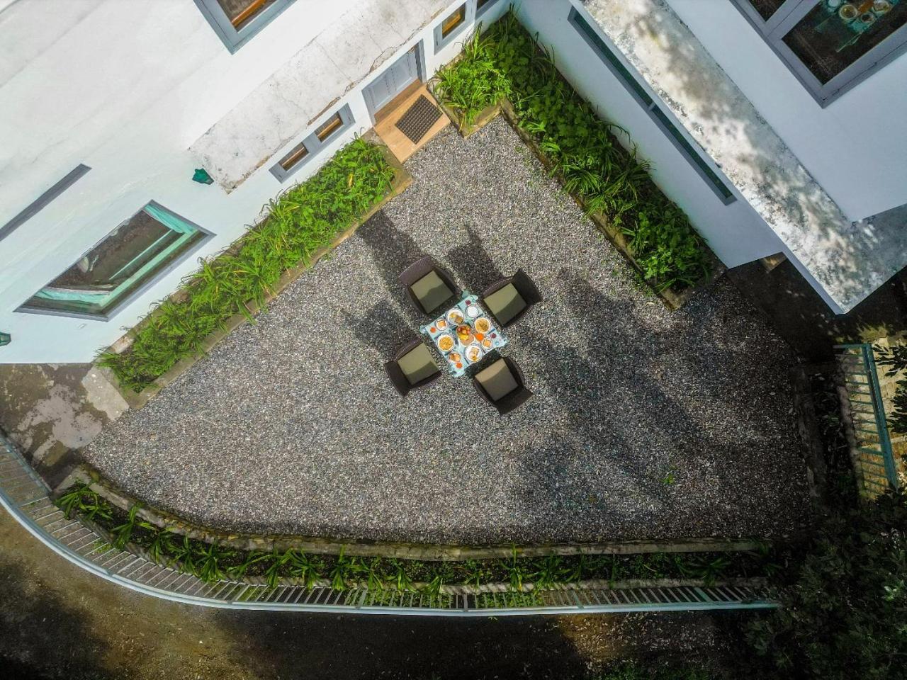 Redhomex White Panda House view 5