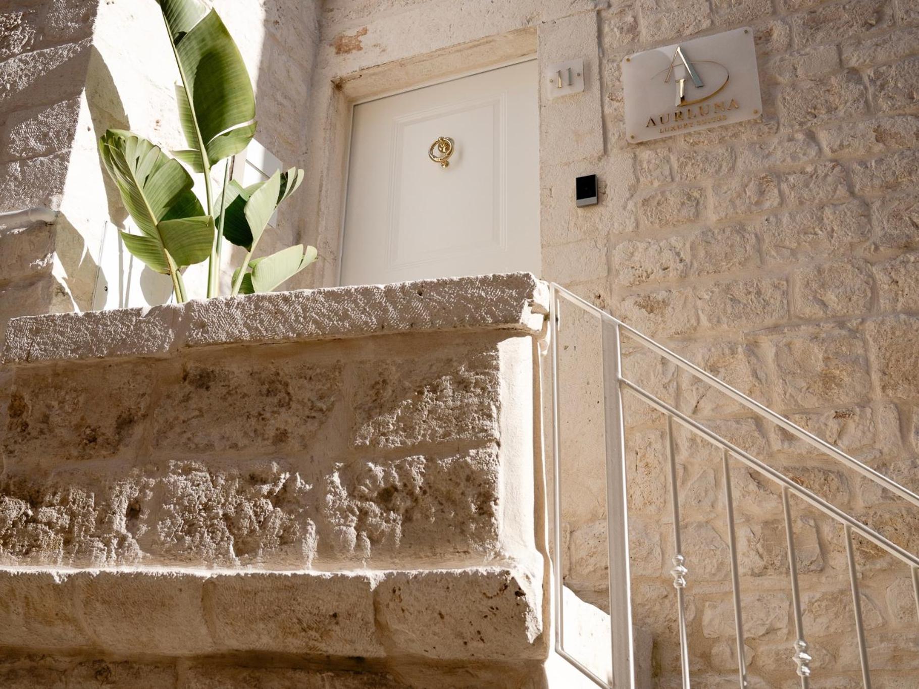 Aurluna Luxury Suites