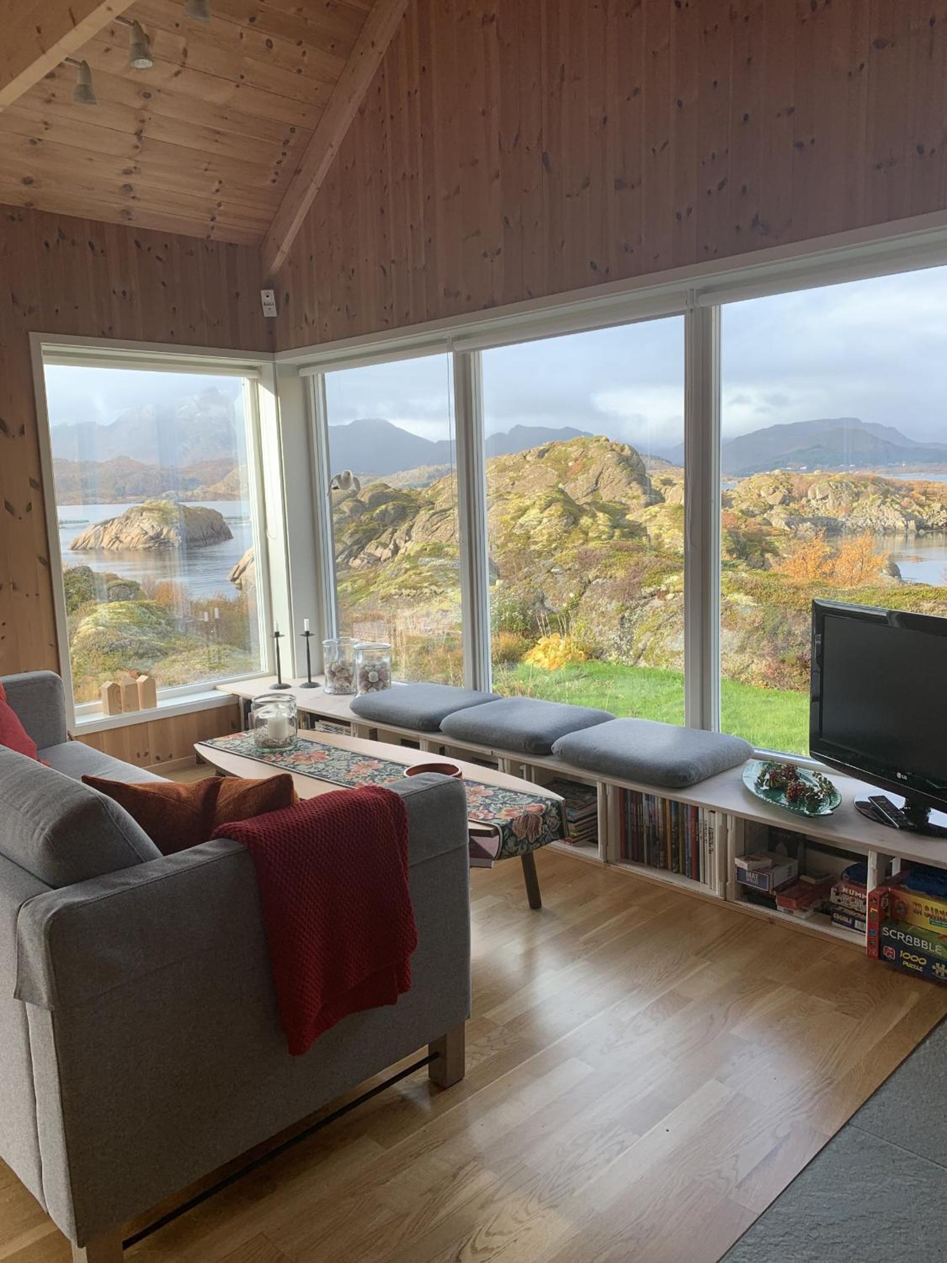 Unique private cabin in Lofoten