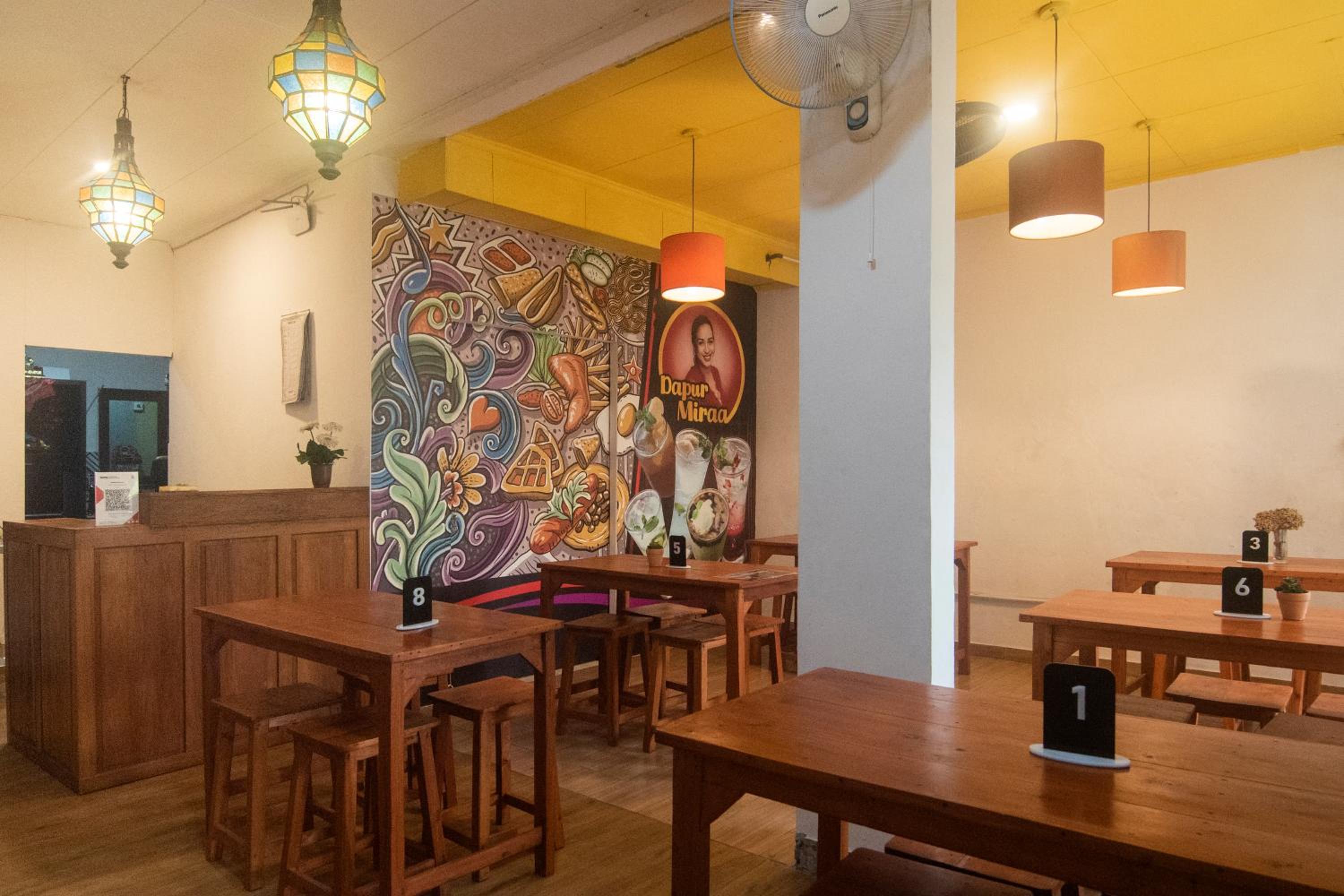 Miraa Guest House & Resto