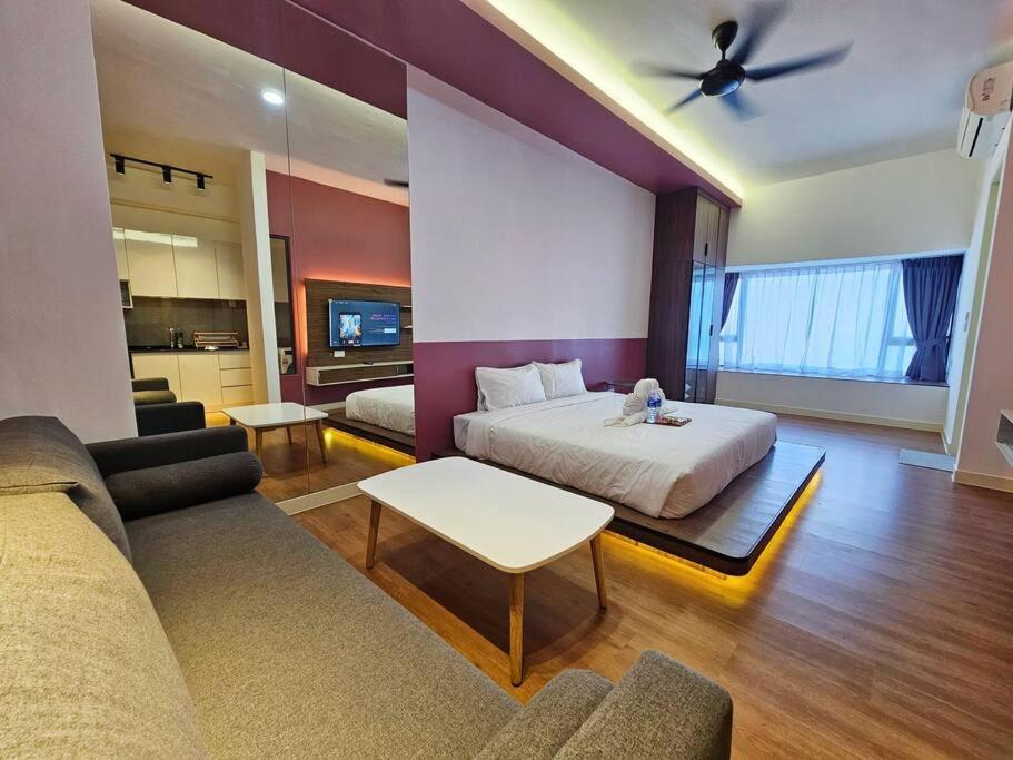 SerenityStay•Seaview•OwnBathtub.ImperioResidence photo 7