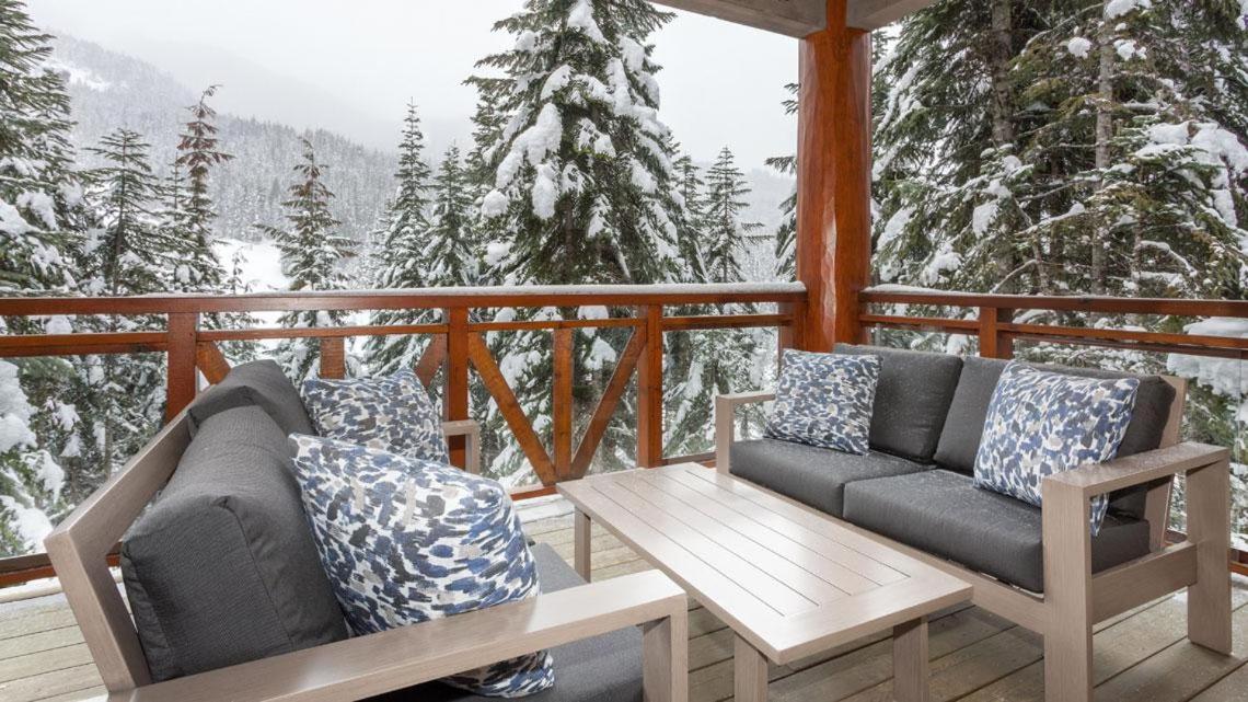 Taluswood The Heights 6 | Beautifully Updated Chalet w/ Private Hot Tub, Slopeside View, Parking