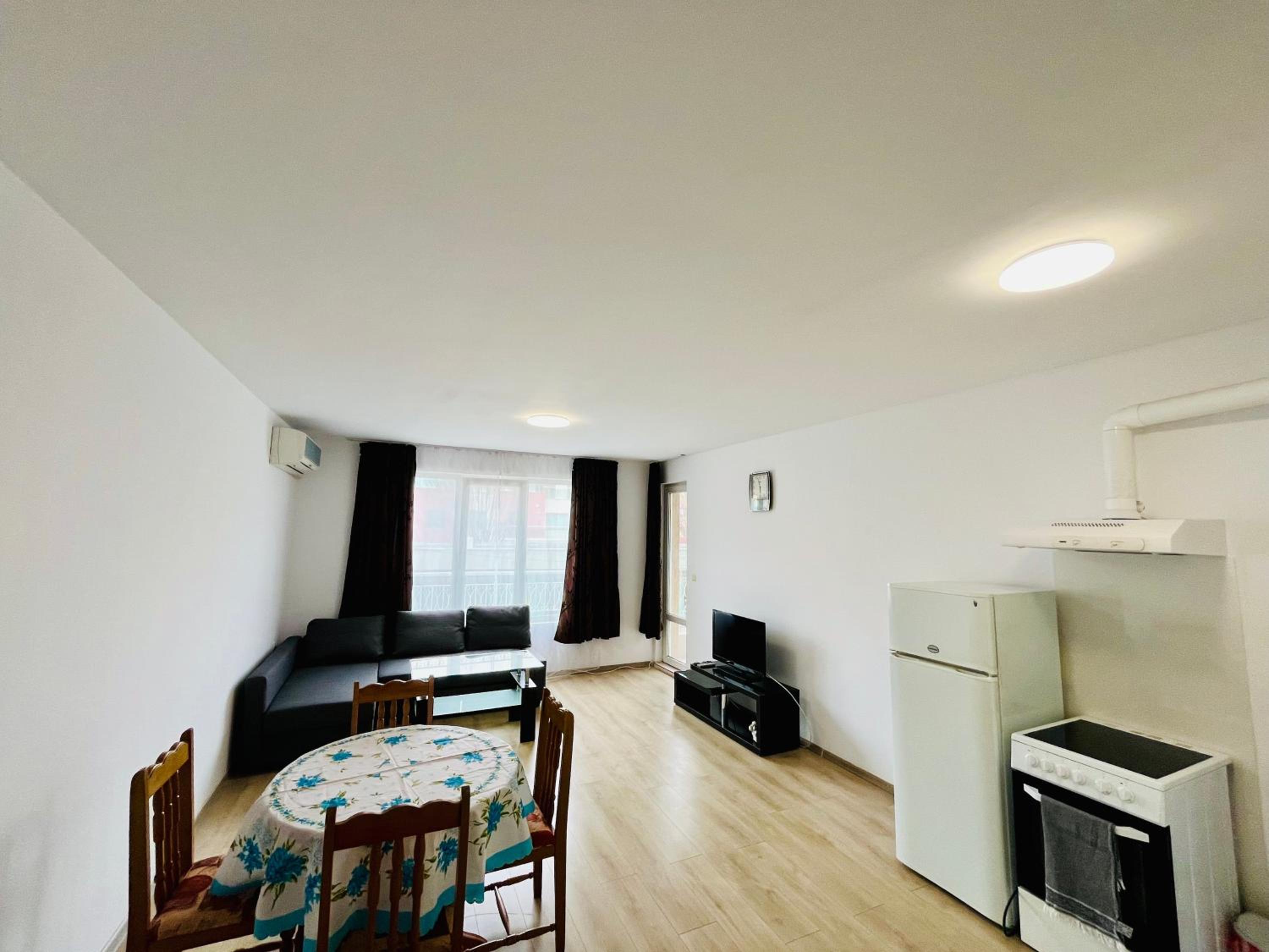 Family Apartments Pomorie 6