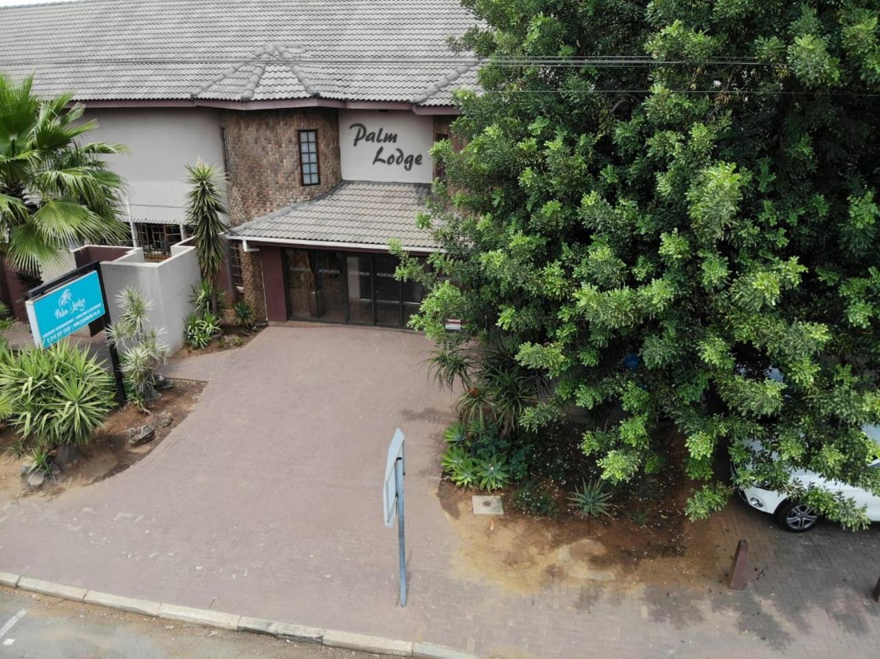 Rustenburg Palm Lodge