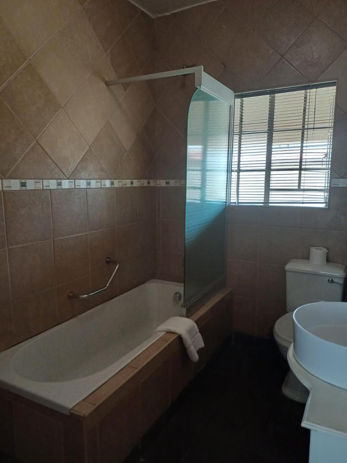 Rustenburg Palm Lodge