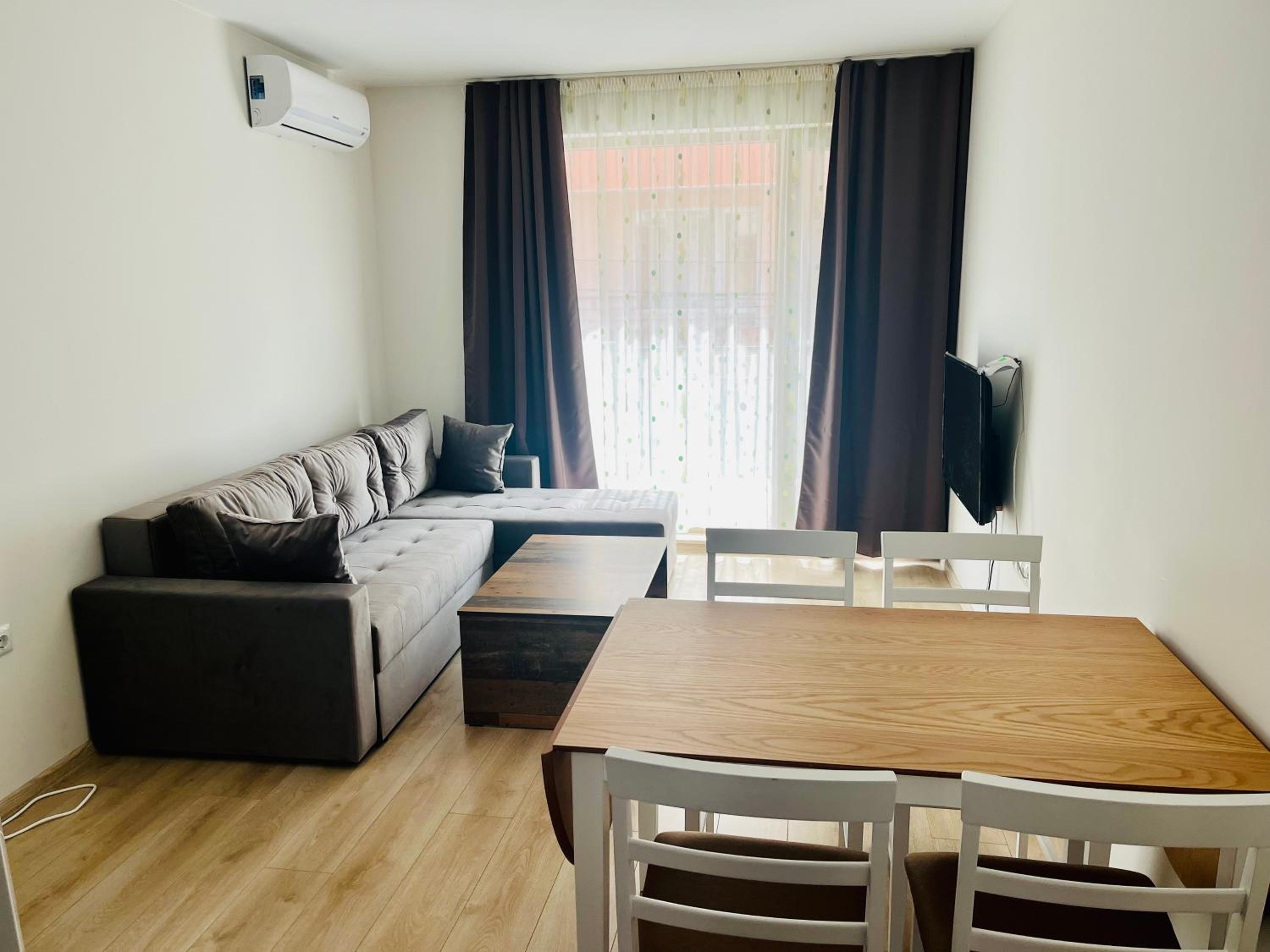 Family Apartments Pomorie 2
