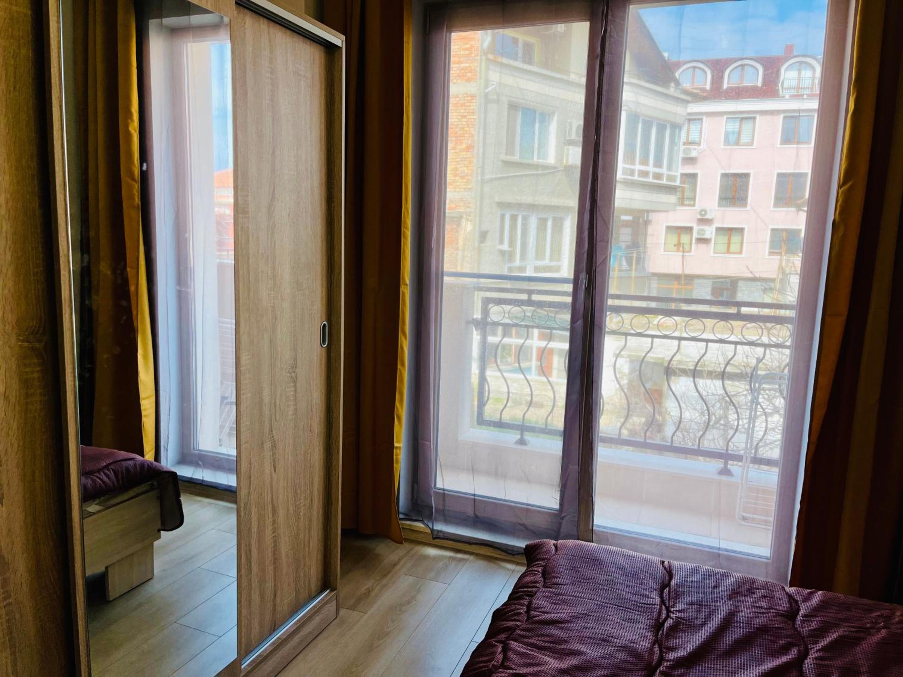 Family Apartments Pomorie 2