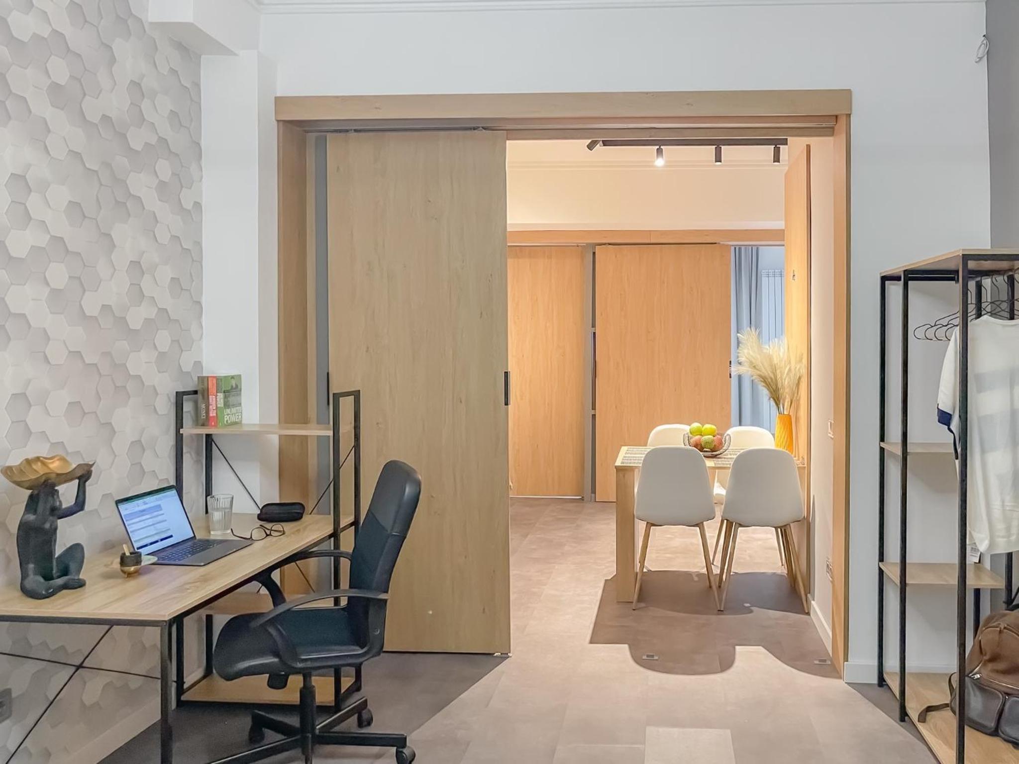 Stylish City Center Apartment by NDK