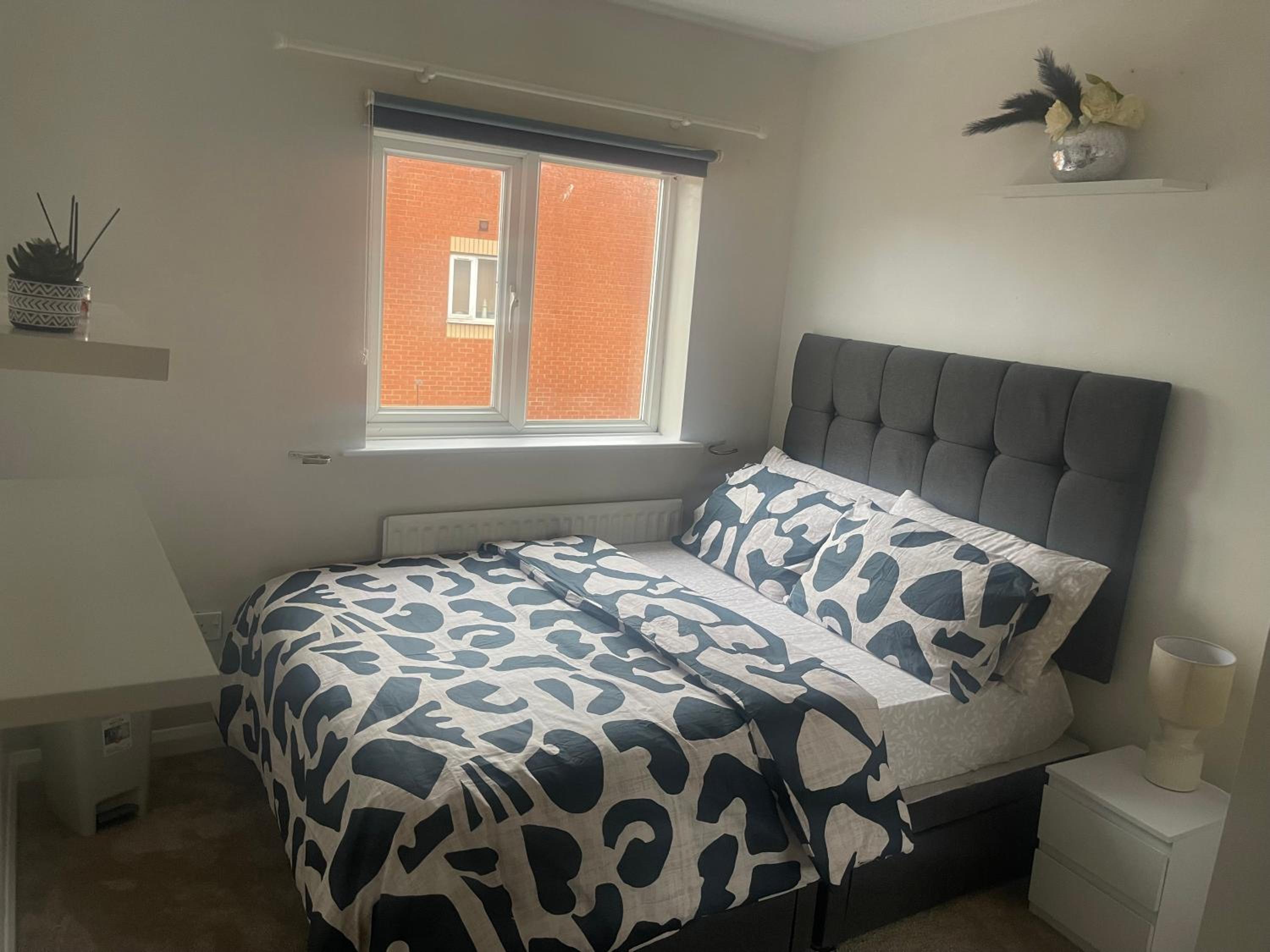 Double room in a cul de sac area view 5